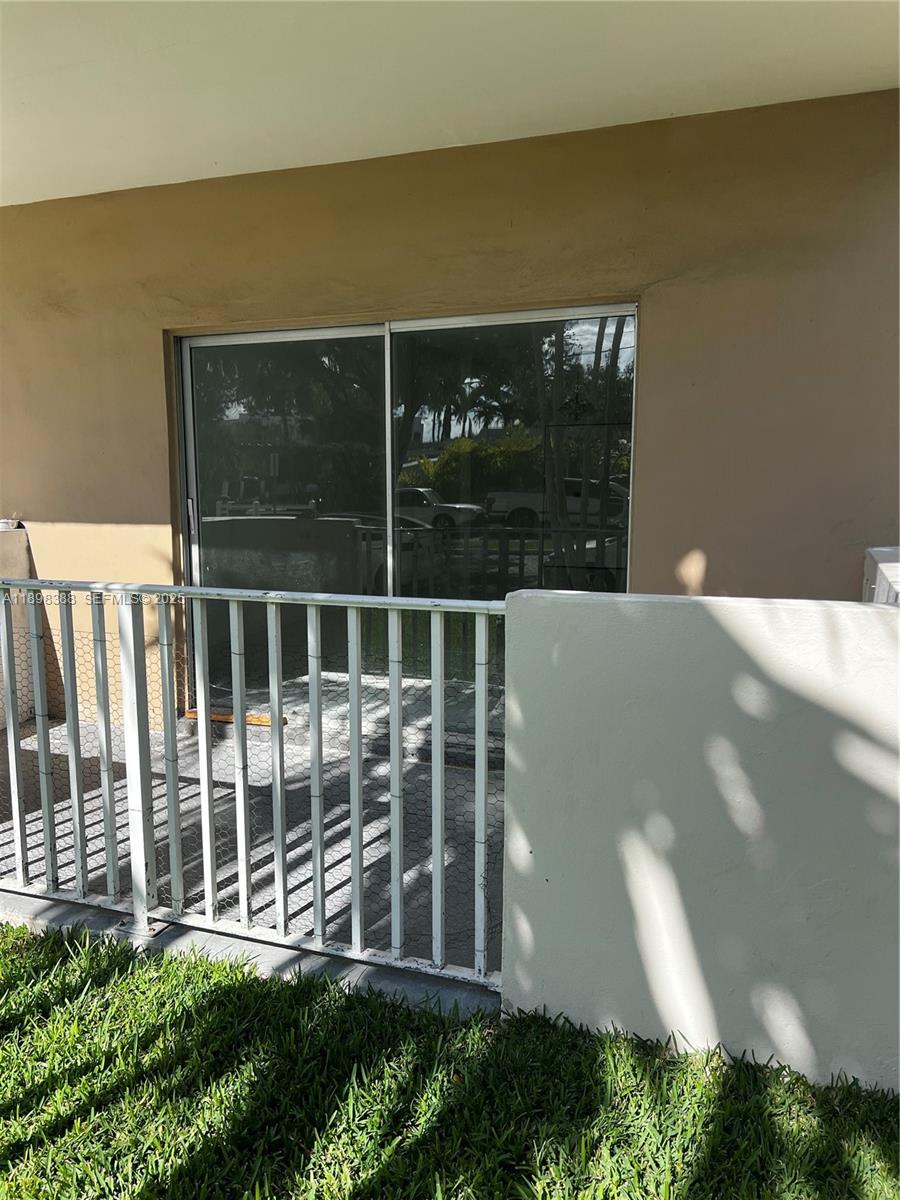 1455 N Treasure Dr # 1R, North Bay Village Unit: 1R