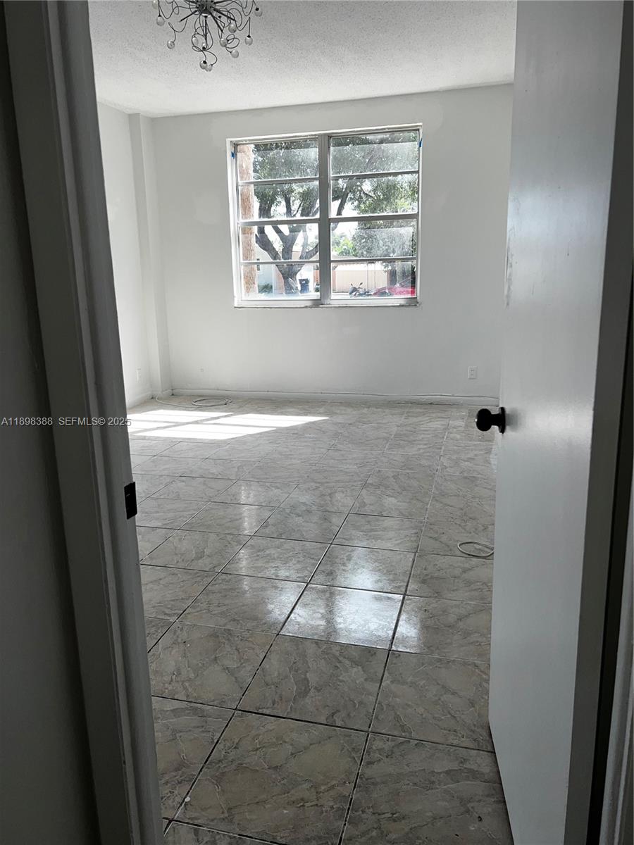 1455 N Treasure Dr # 1R, North Bay Village Unit: 1R