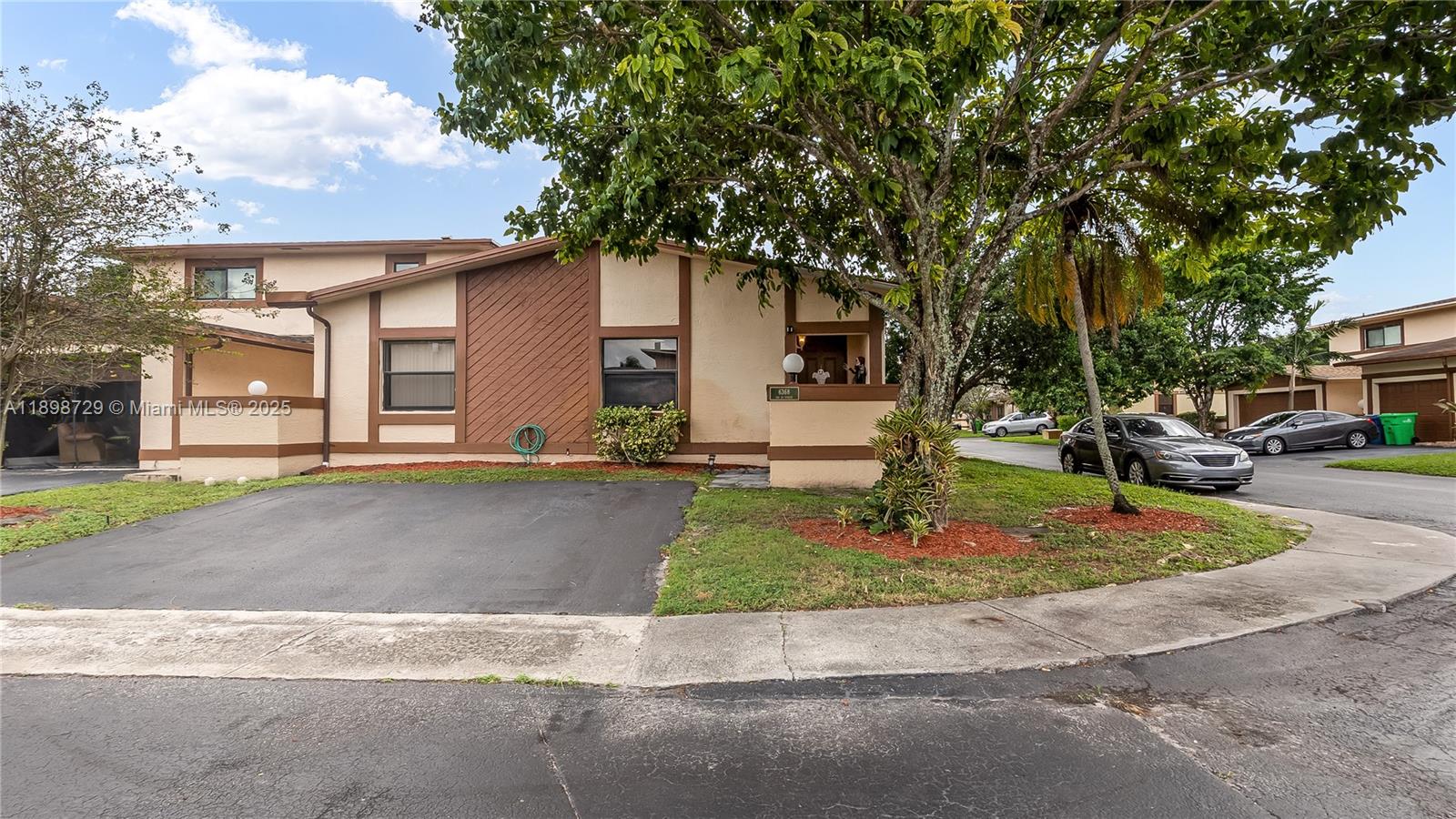 6368 NW 29th St, Sunrise