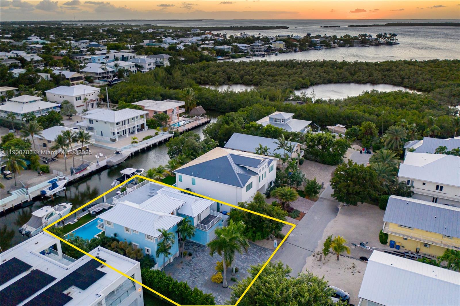 111 Spoonbill Rd, Tavernier