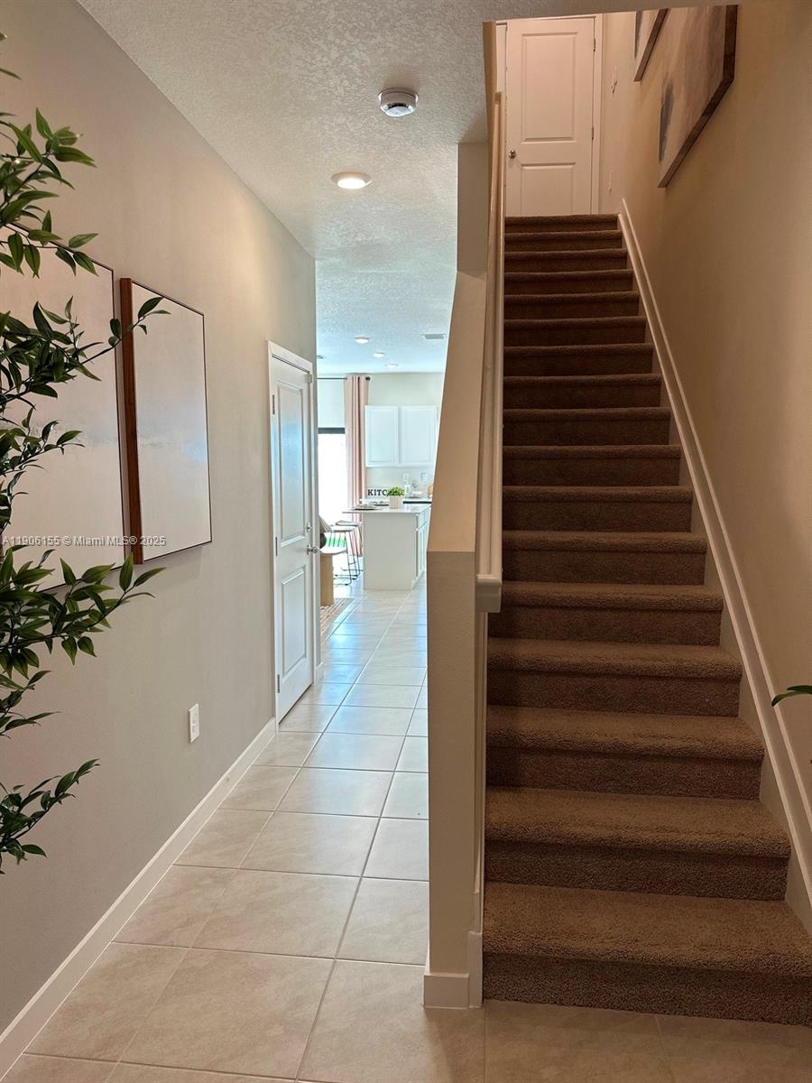 814 SW 11th Way Unit: .