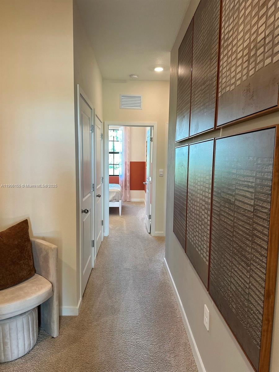 814 SW 11th Way Unit: .