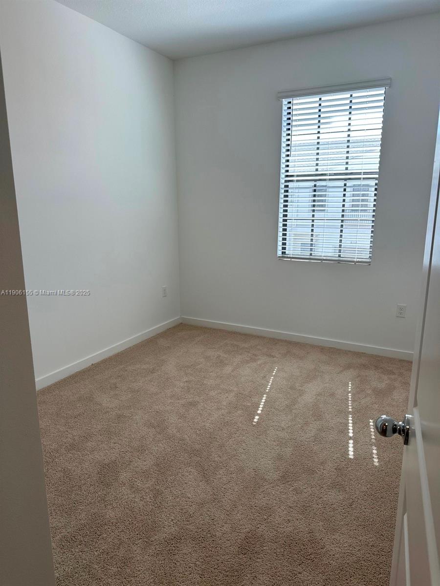 814 SW 11th Way Unit: .