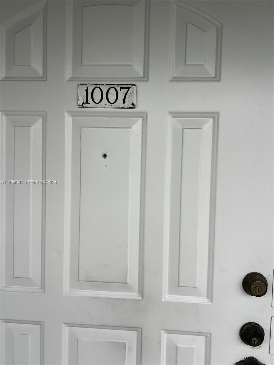 18246 Mediterranean Blvd # 10 Unit: 7-10