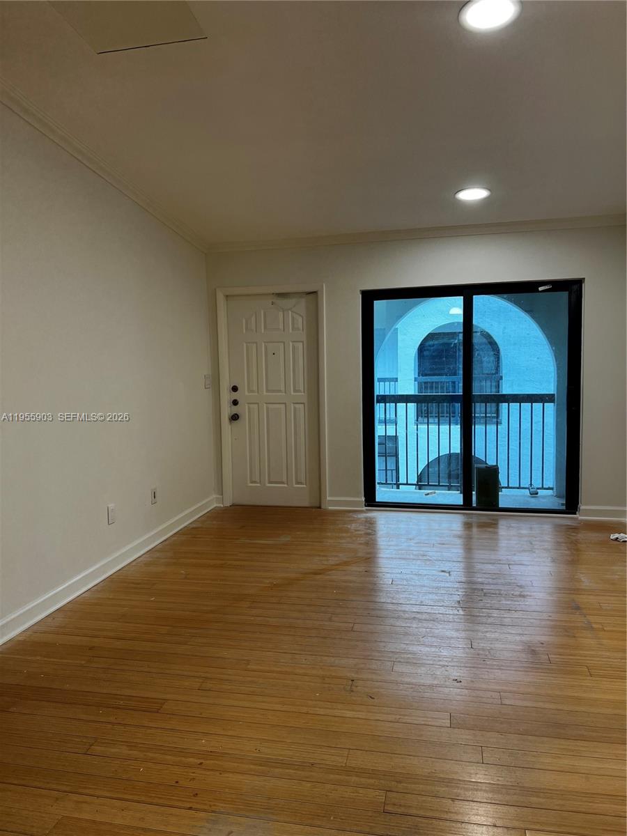 18246 Mediterranean Blvd # 10 Unit: 7-10