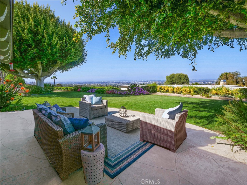27965 Palos Verdes Drive E
