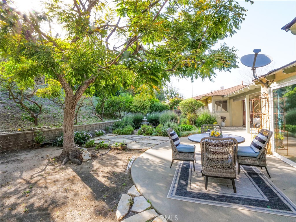 27965 Palos Verdes Drive E