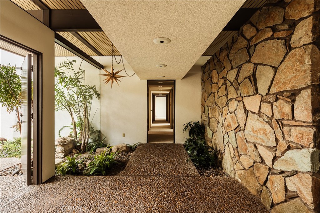 2072 Chandeleur Drive