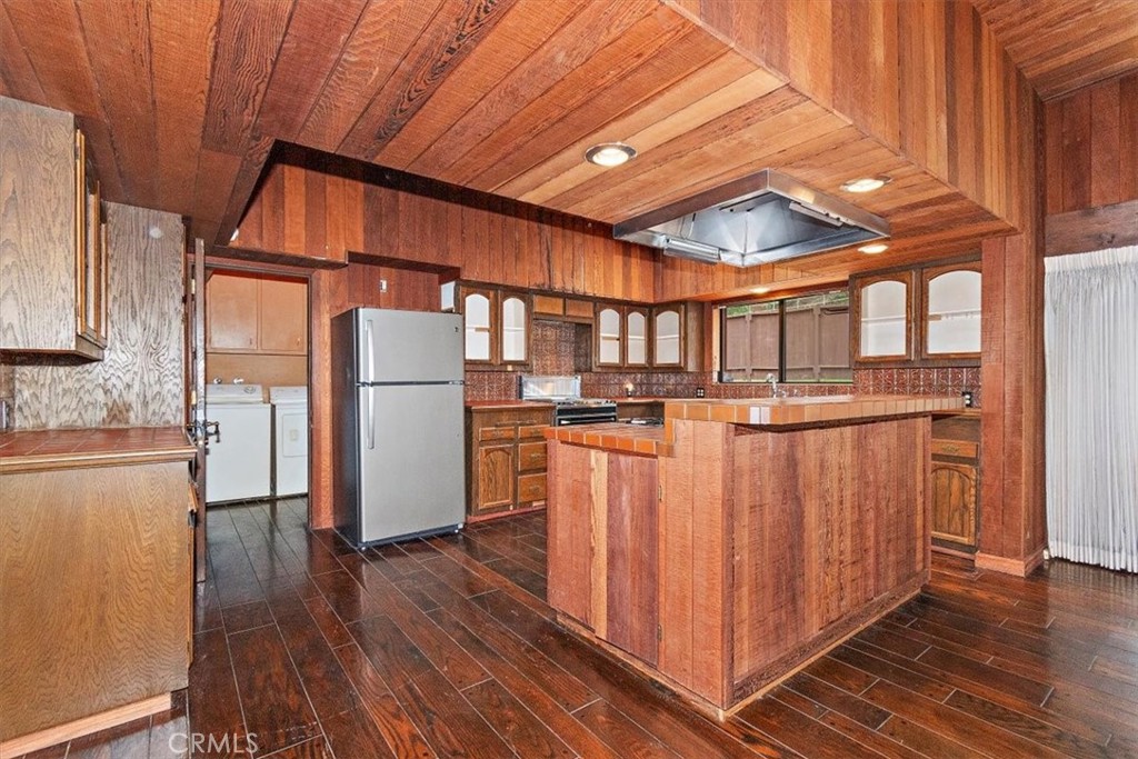 29240 Palos Verdes Drive East