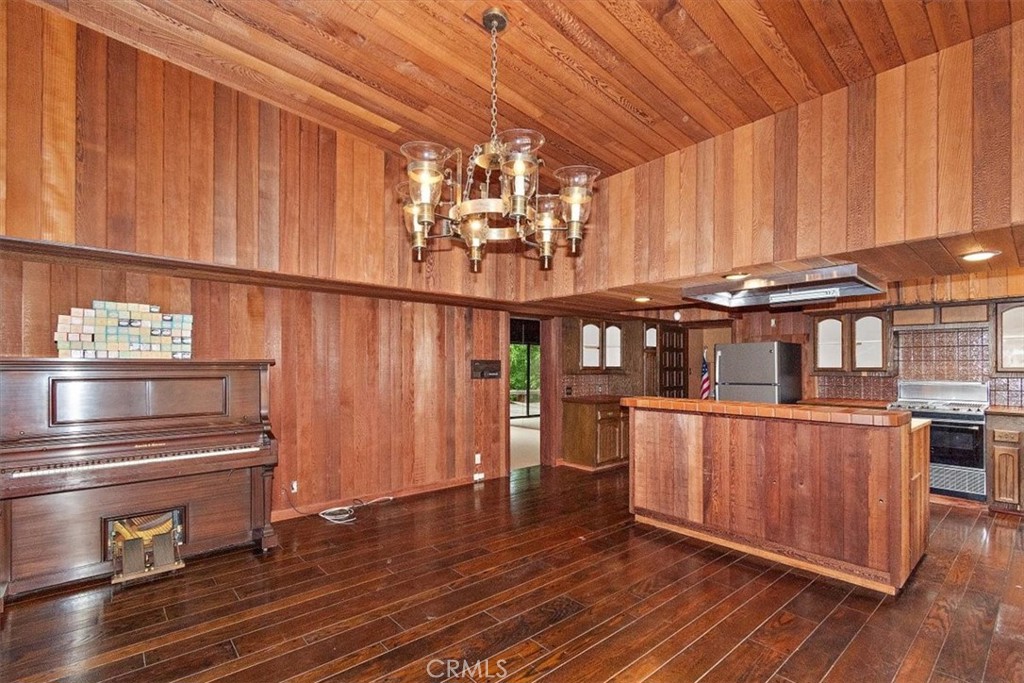 29240 Palos Verdes Drive East