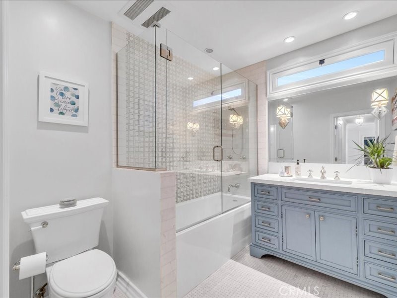 6 Williamsburg Lane