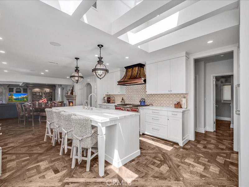6 Williamsburg Lane