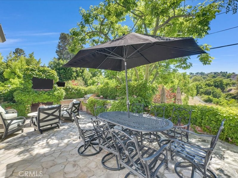 6 Williamsburg Lane