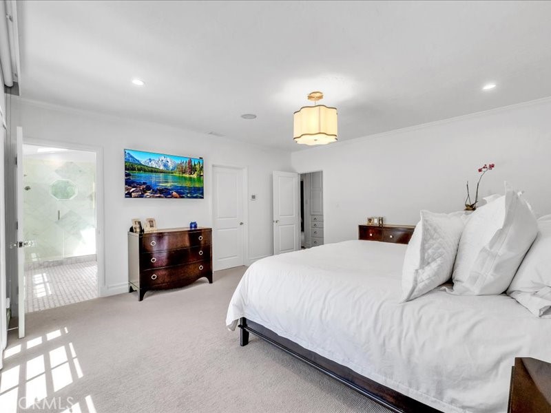 6 Williamsburg Lane
