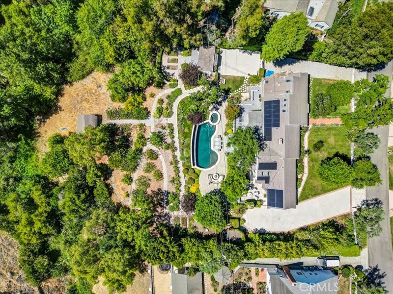 6 Williamsburg Lane