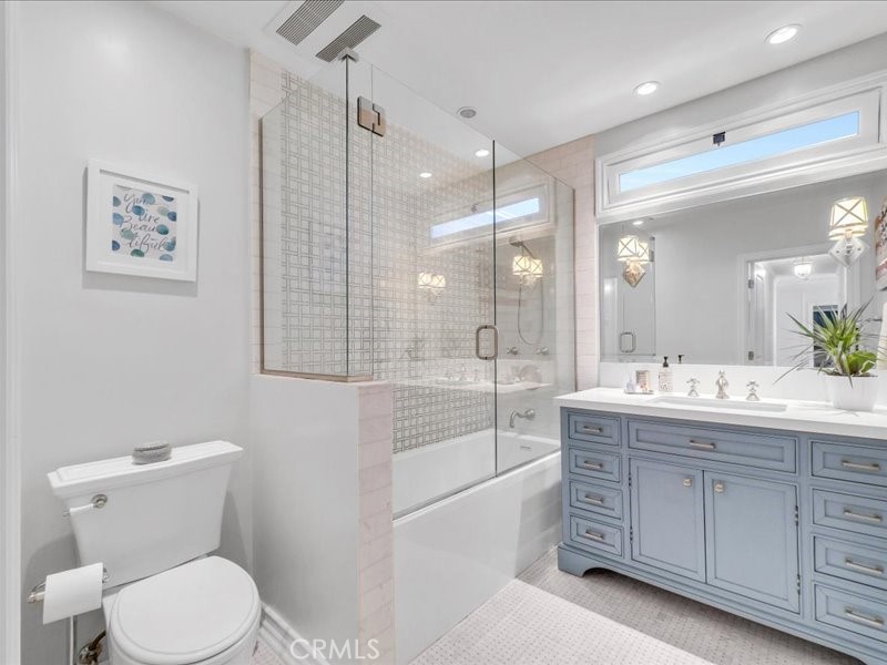 6 Williamsburg Lane