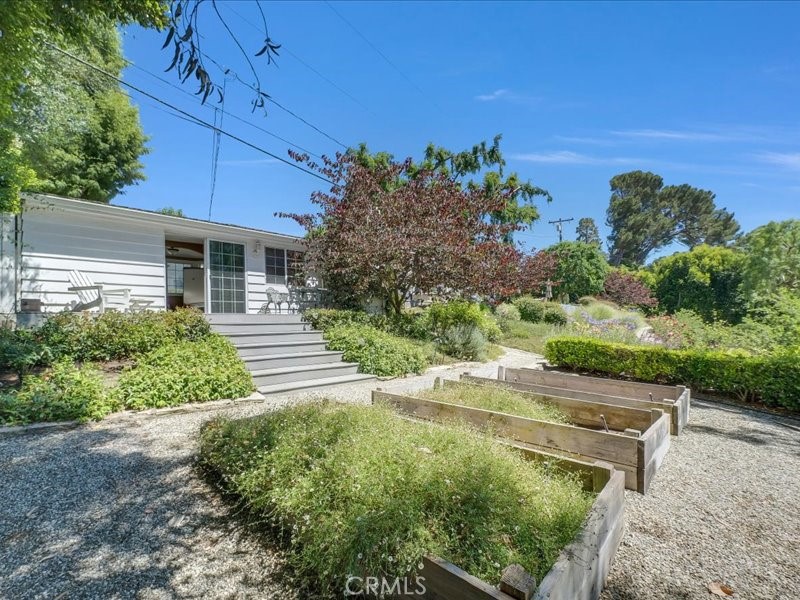6 Williamsburg Lane