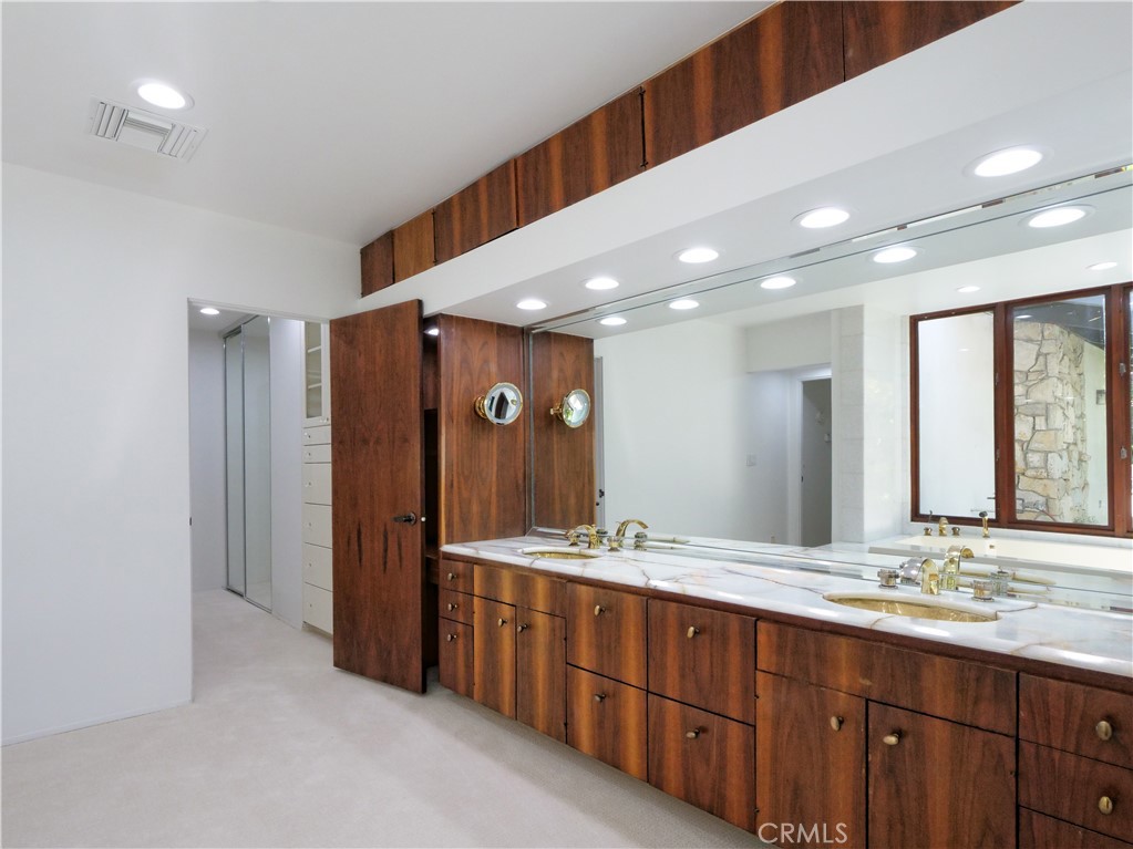57 Saddleback