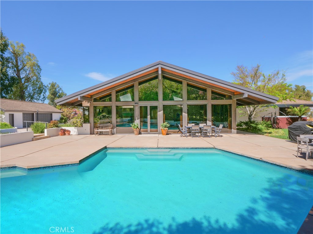 57 Saddleback