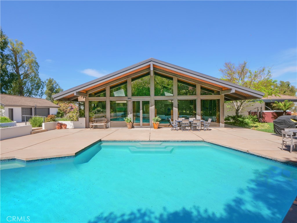 57 Saddleback