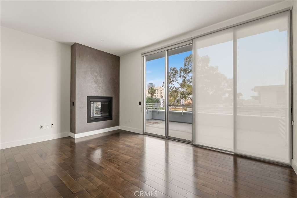 433 Pine 408
