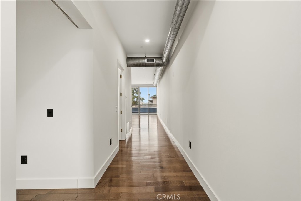 433 Pine 408