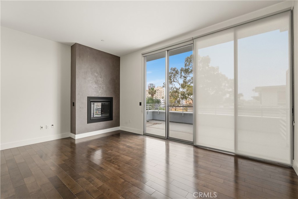 433 Pine 408