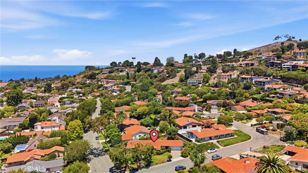 2548 Via Carrillo