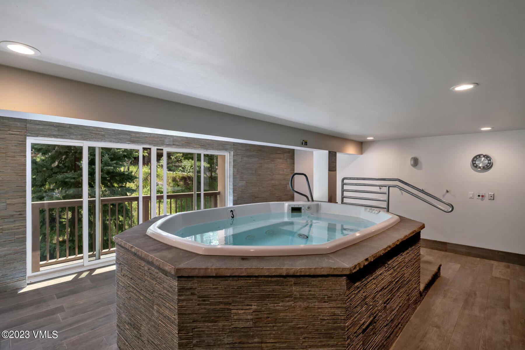 1650 Fallridge Road 219