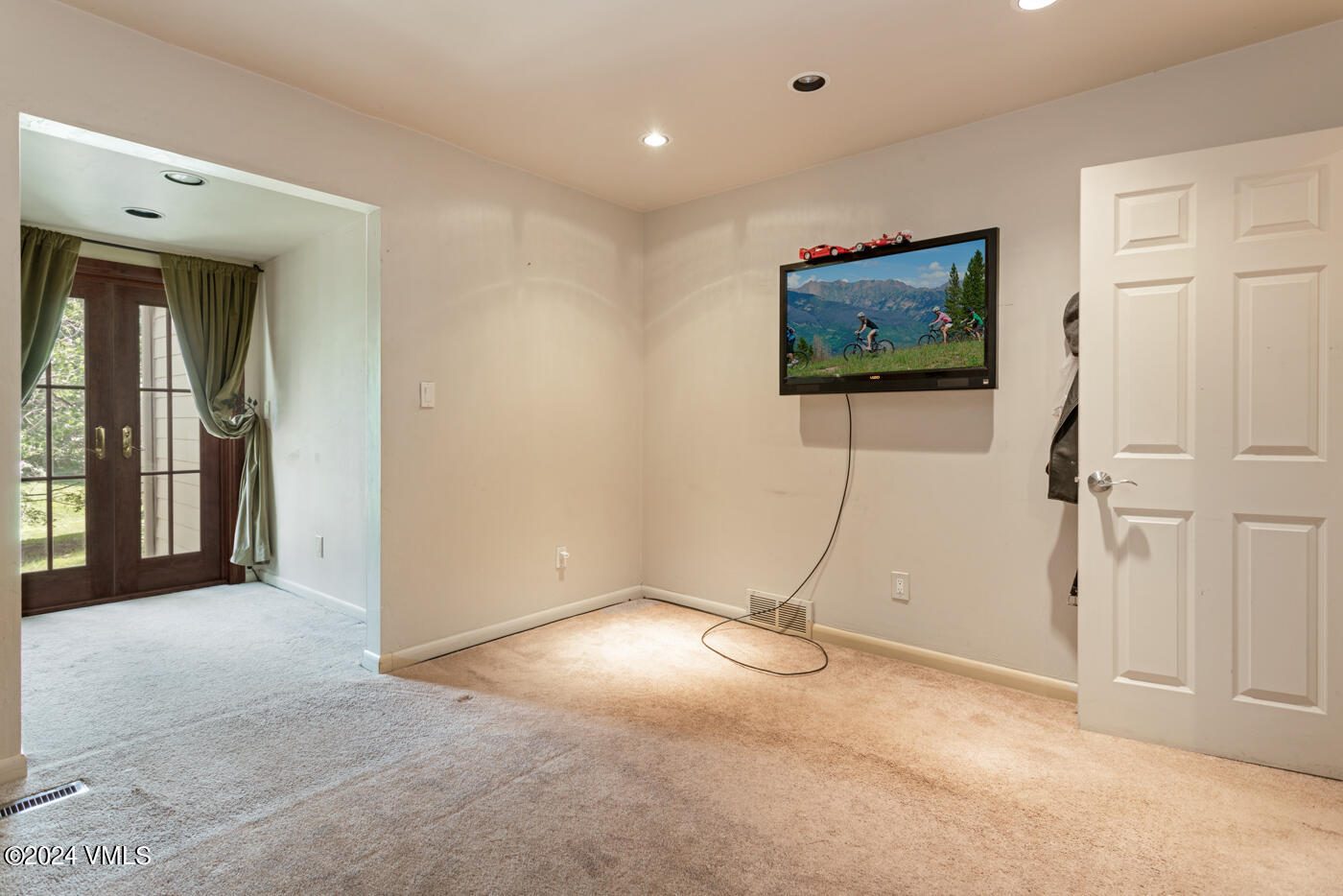172 Larkspur Lane 4, Eagle-Vail Unit: 4