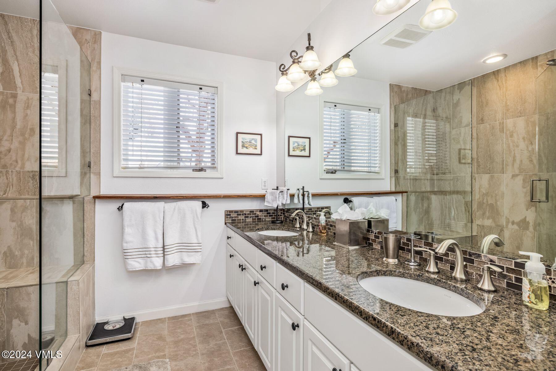 643 Deer Boulevard 5, Eagle-Vail Unit: 5