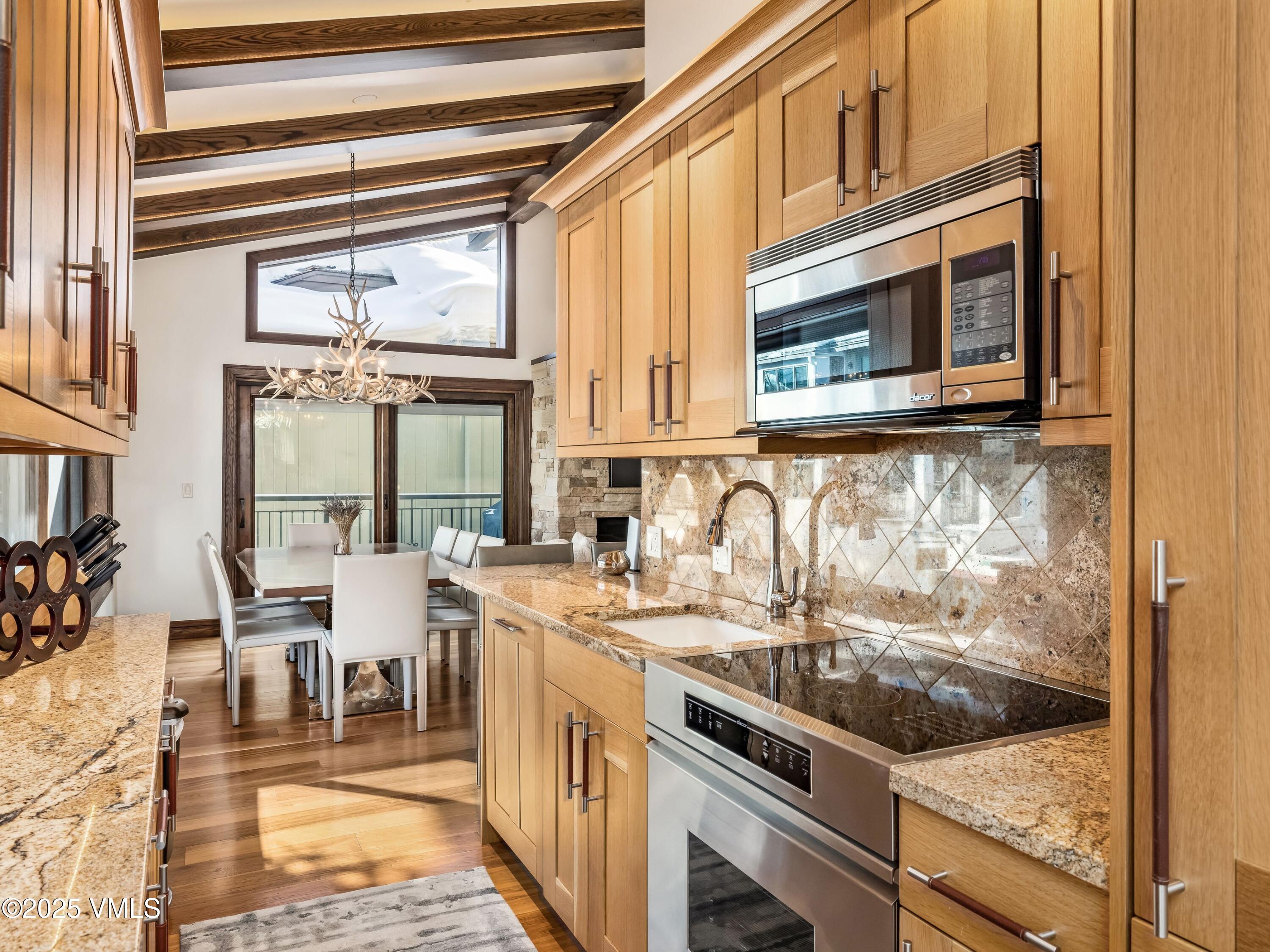225 Wall Street 308