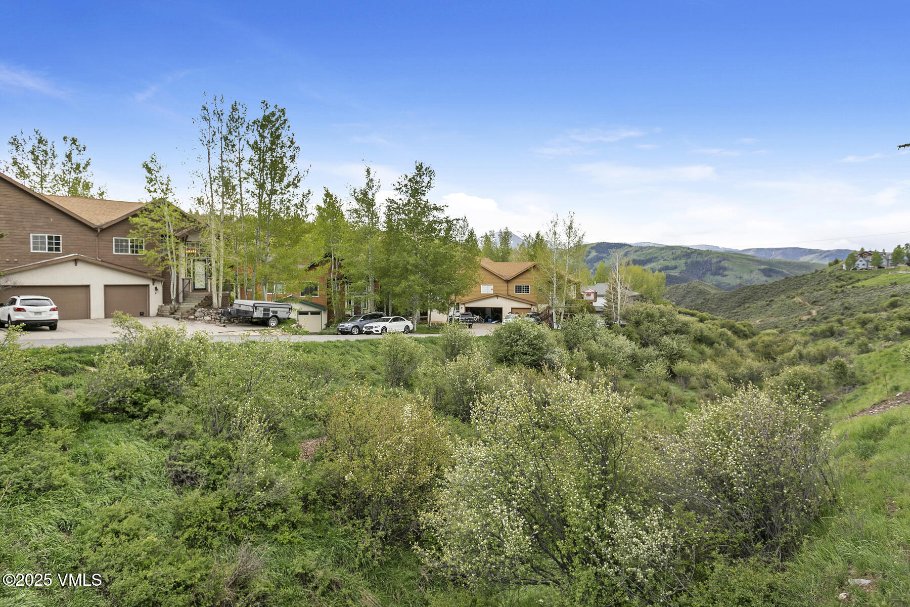 2475 Old Trail B