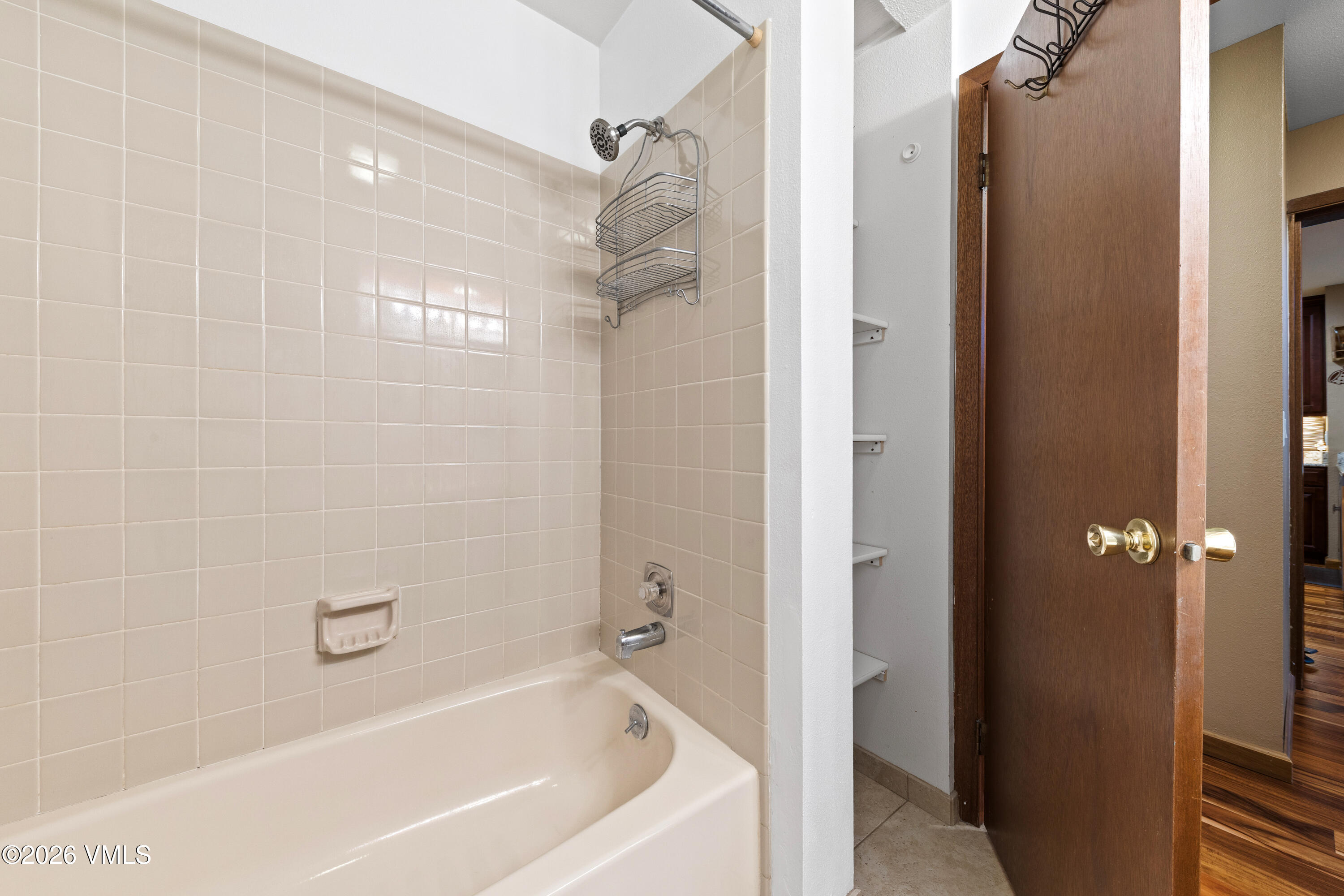 39377 Hwy 6 E-103
