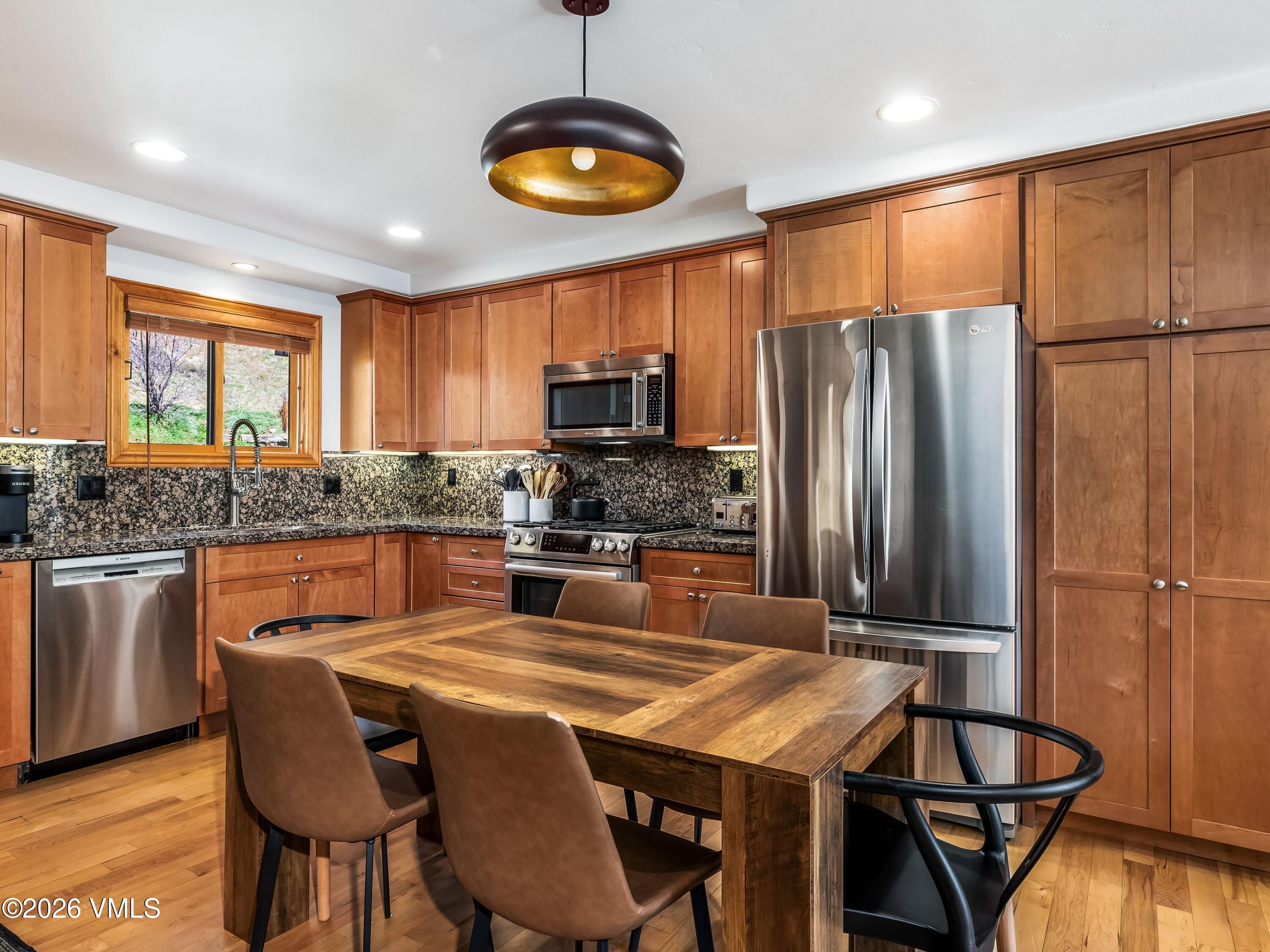 980 Vail View Unit: 205A