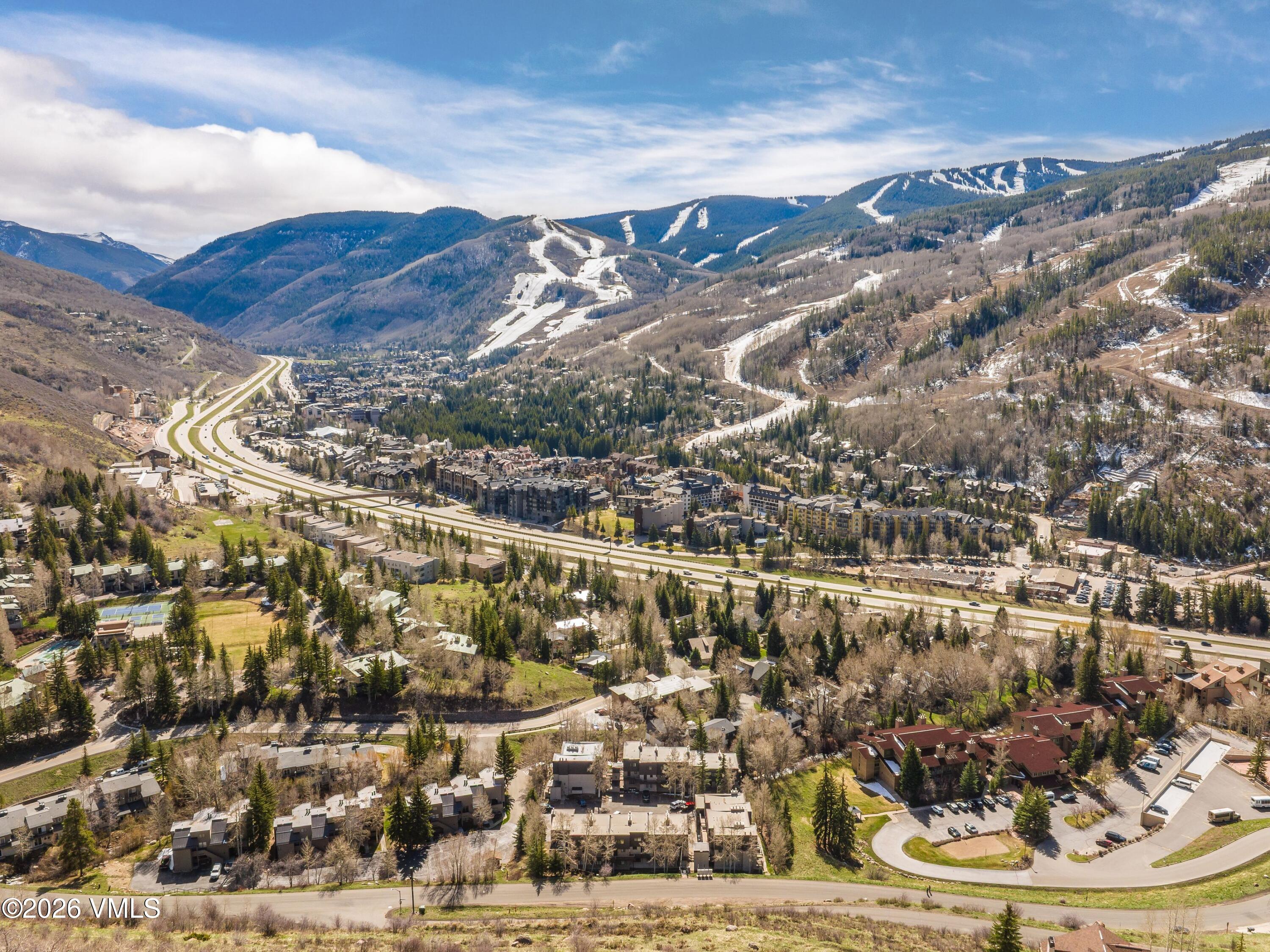 980 Vail View Unit: 205A