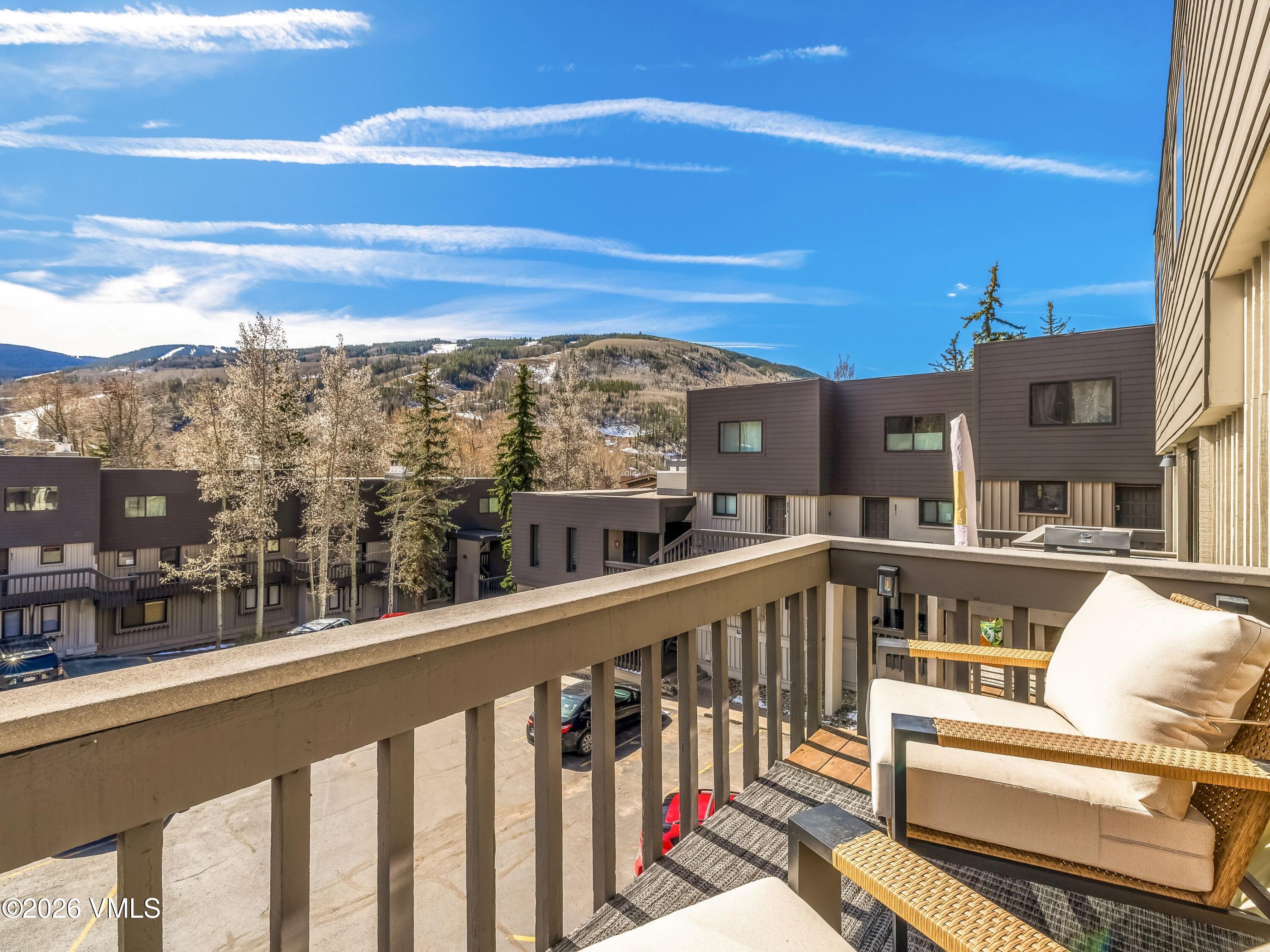 980 Vail View Unit: 205A