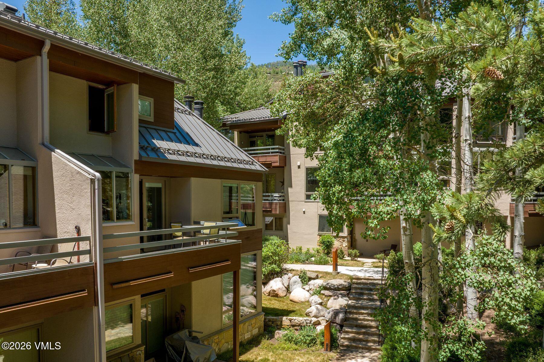1360 Westhaven Drive 4D