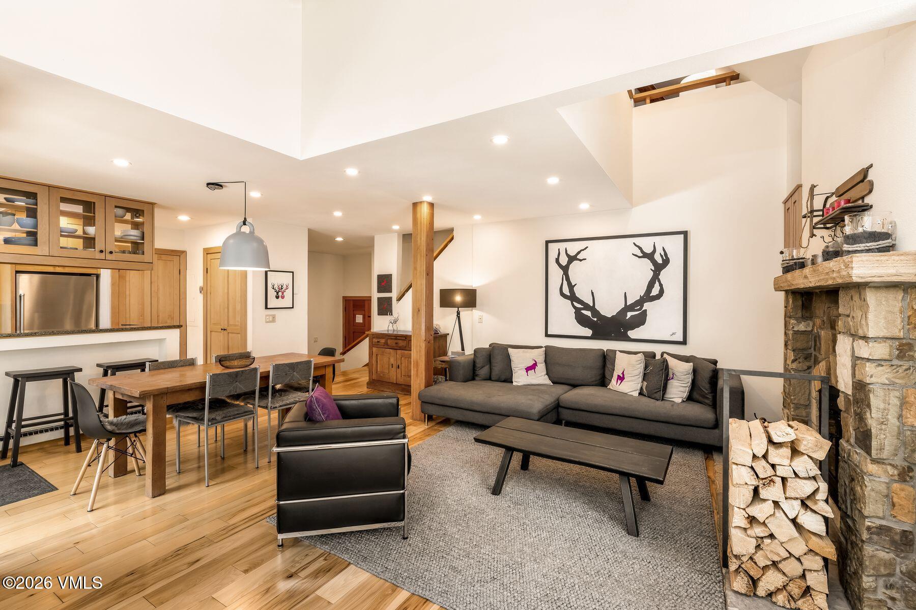 1360 Westhaven Drive 4D