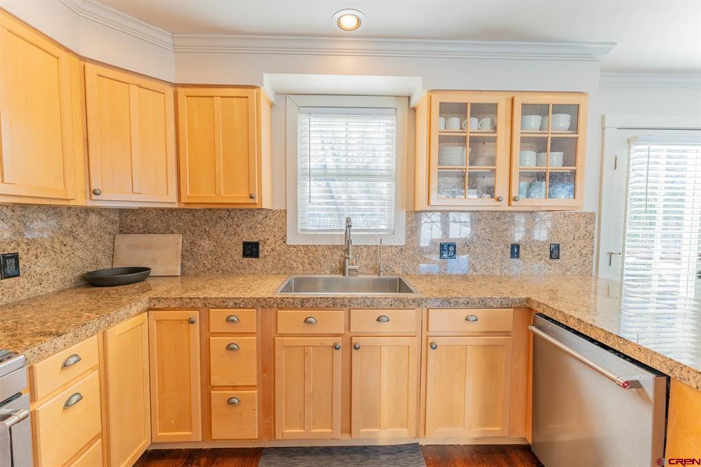 1 Seventh Street Unit: Unit B