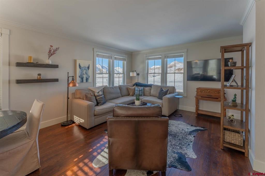 1 Seventh Street Unit: Unit B