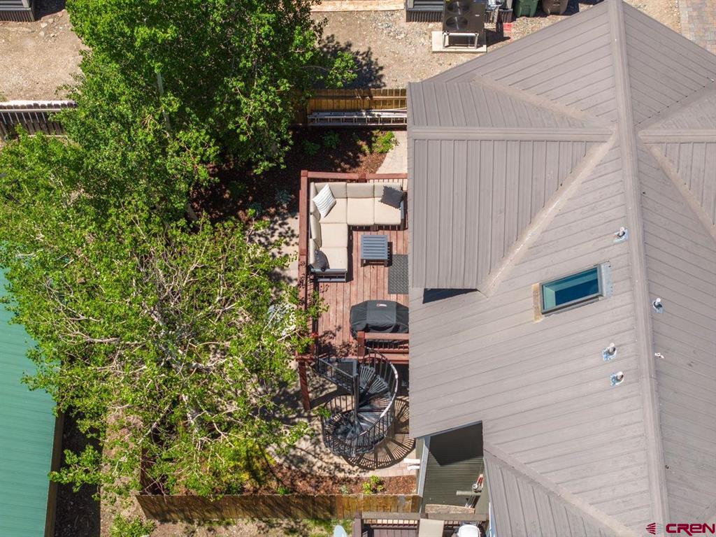 1 Seventh Street Unit: Unit B