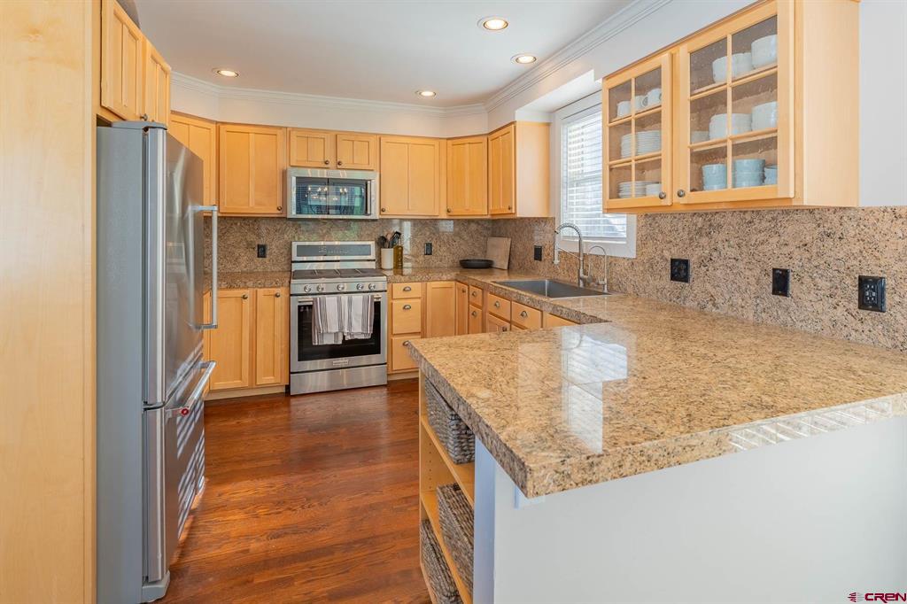 1 Seventh Street Unit: Unit B