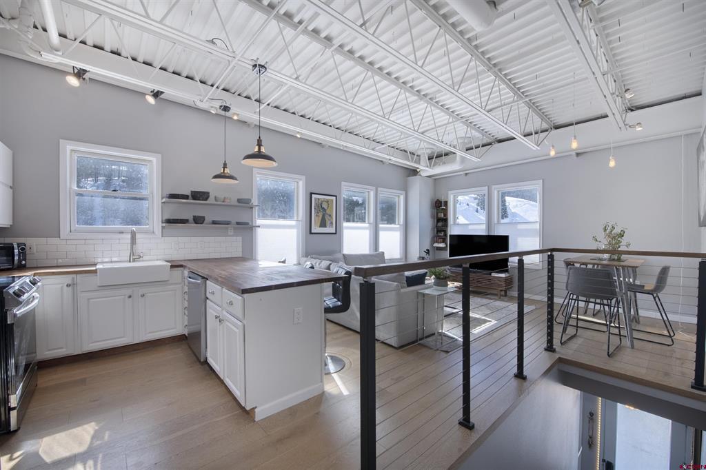 503 Red Lady Avenue Unit: 101