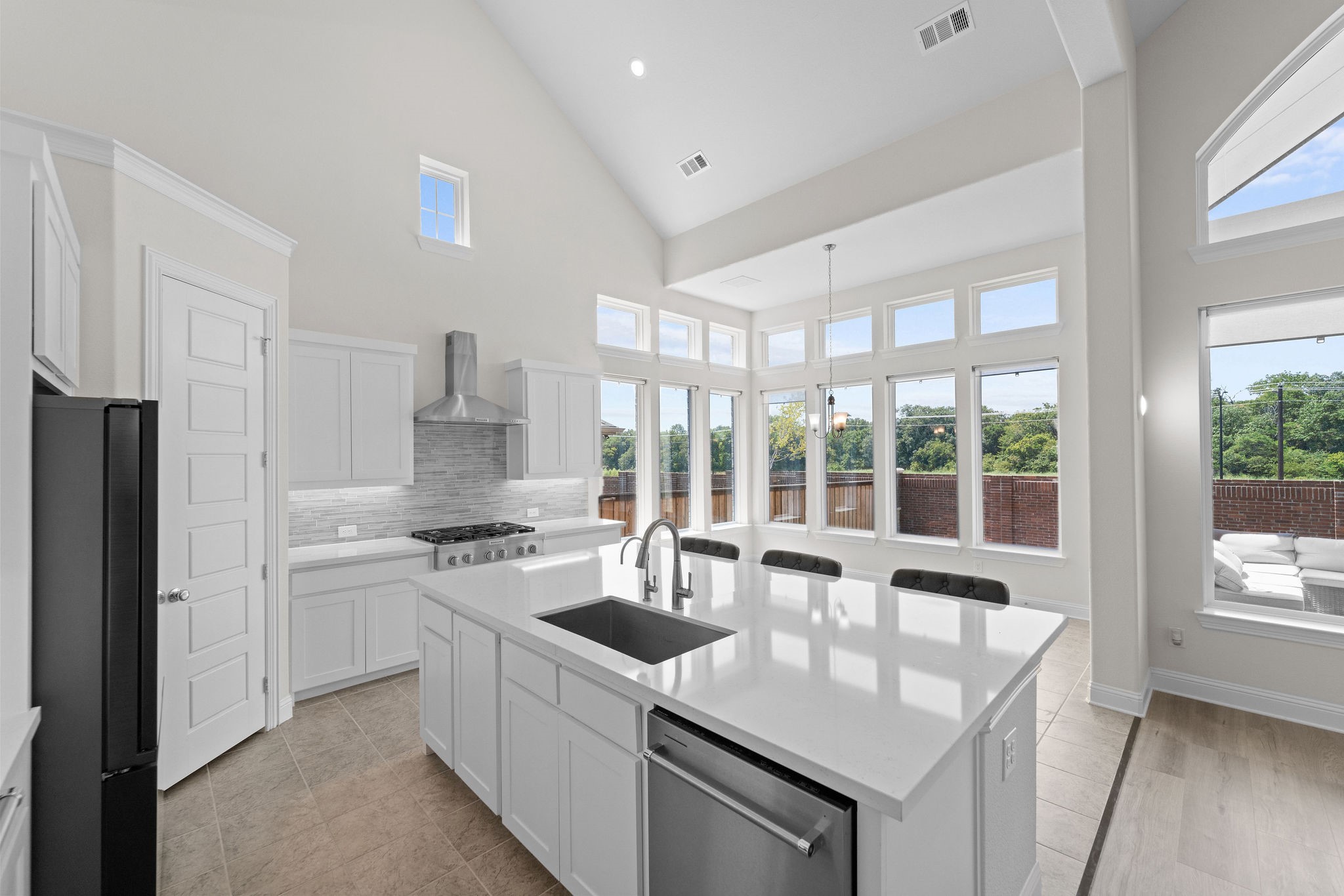 2621 Cordier Drive