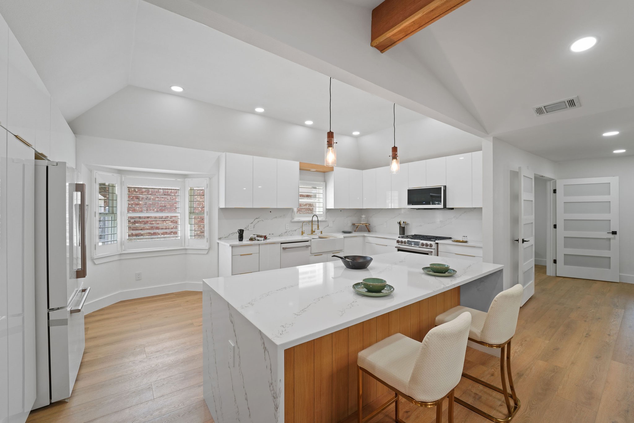 1203 Seminole Drive