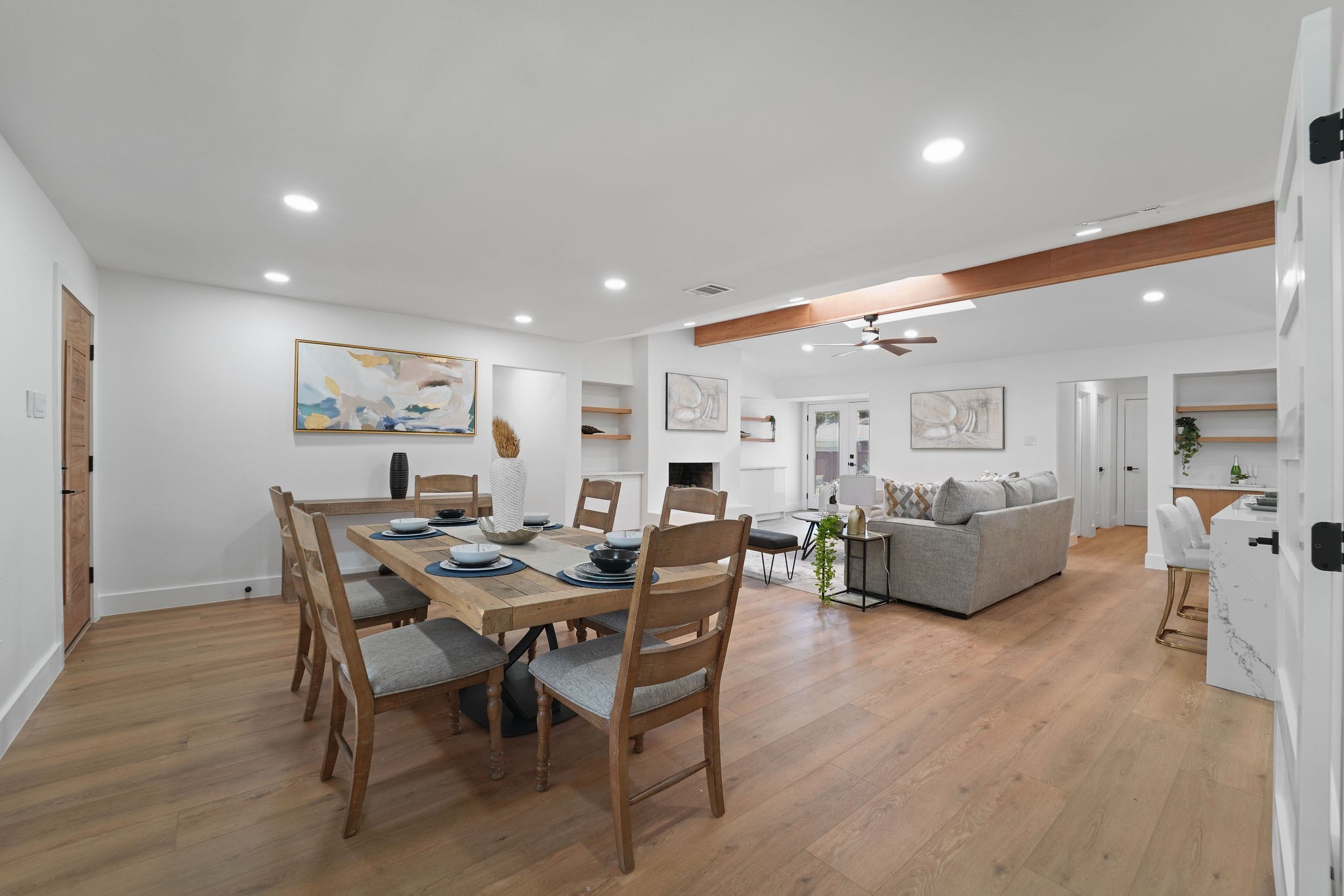 1203 Seminole Drive