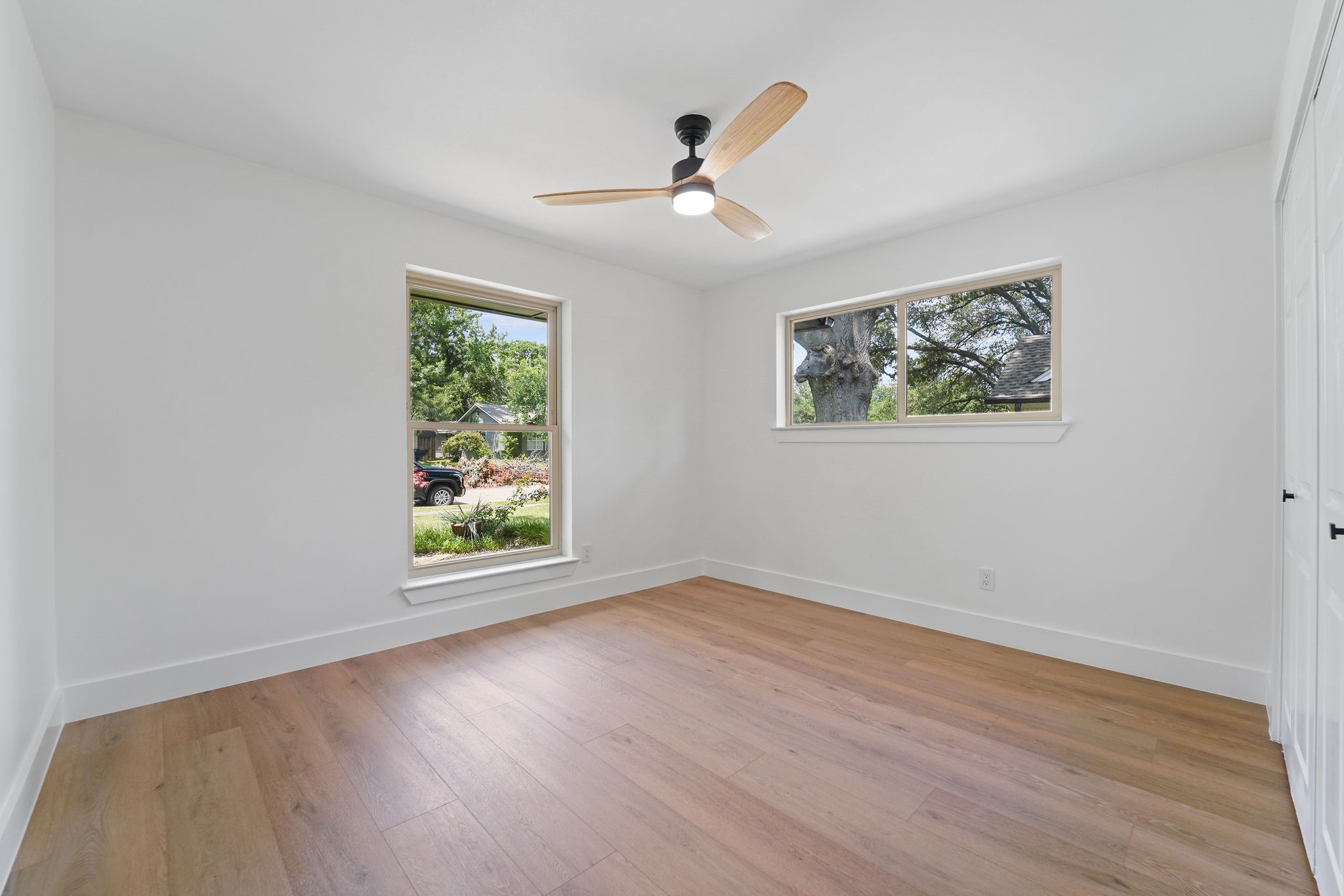 1203 Seminole Drive