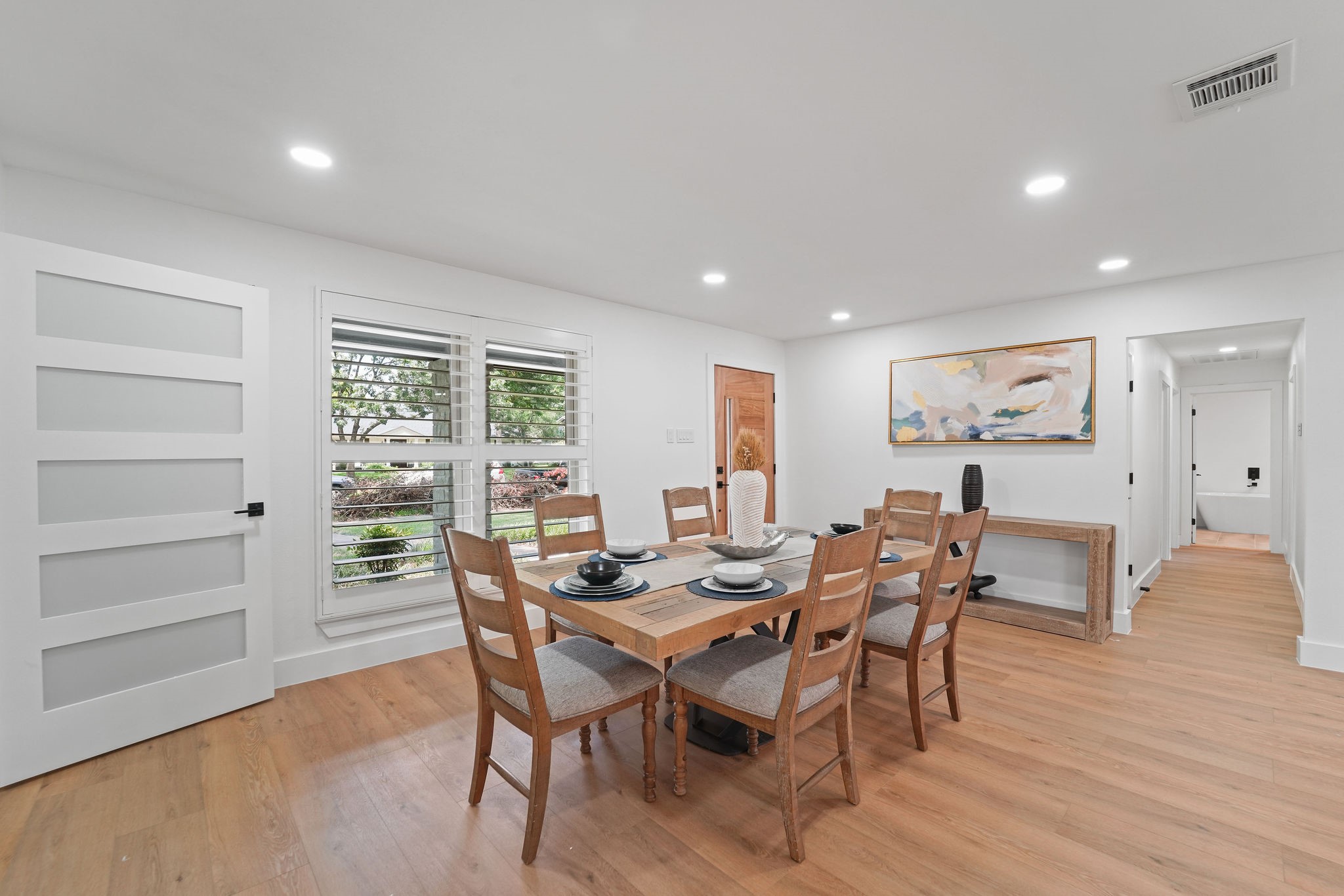 1203 Seminole Drive