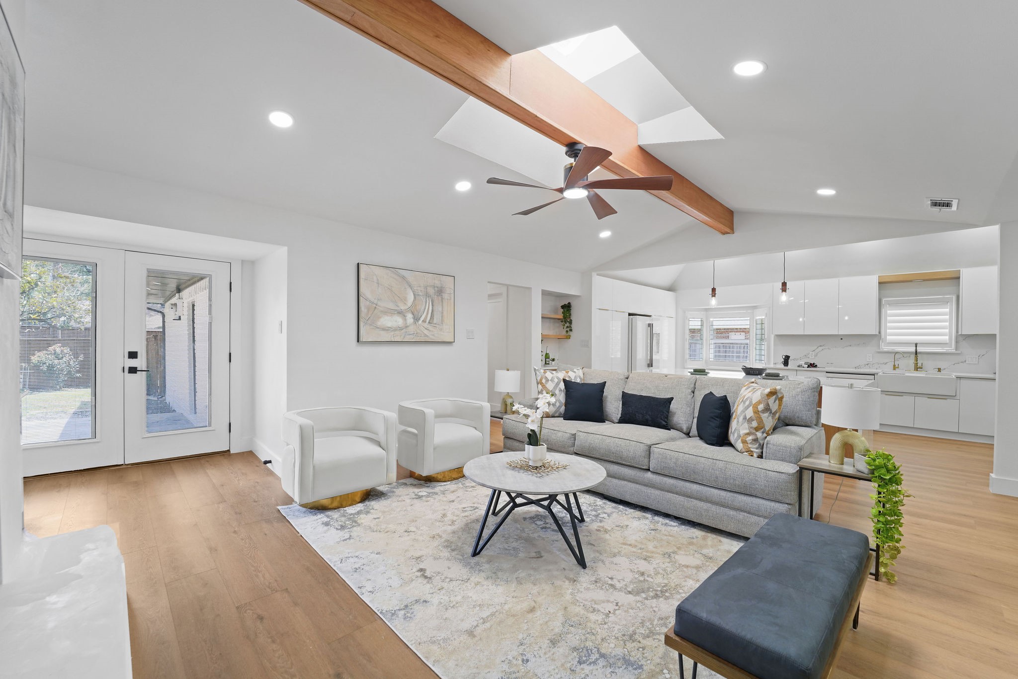 1203 Seminole Drive
